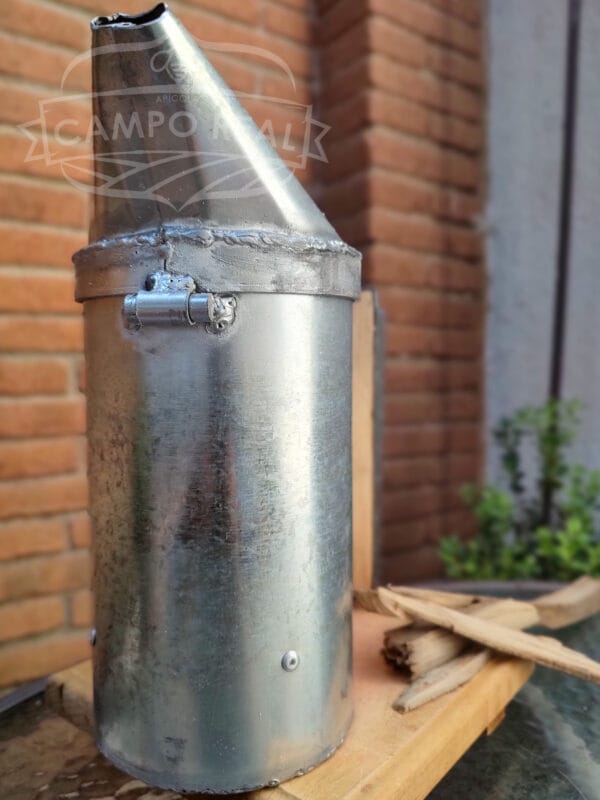 Ahumador Grande Acero Galvanizado uso rudo para Apicultura - Image 3