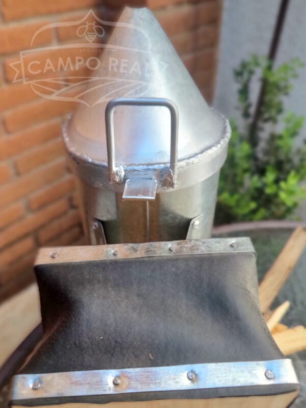 Ahumador Grande Acero Galvanizado uso rudo para Apicultura - Image 2