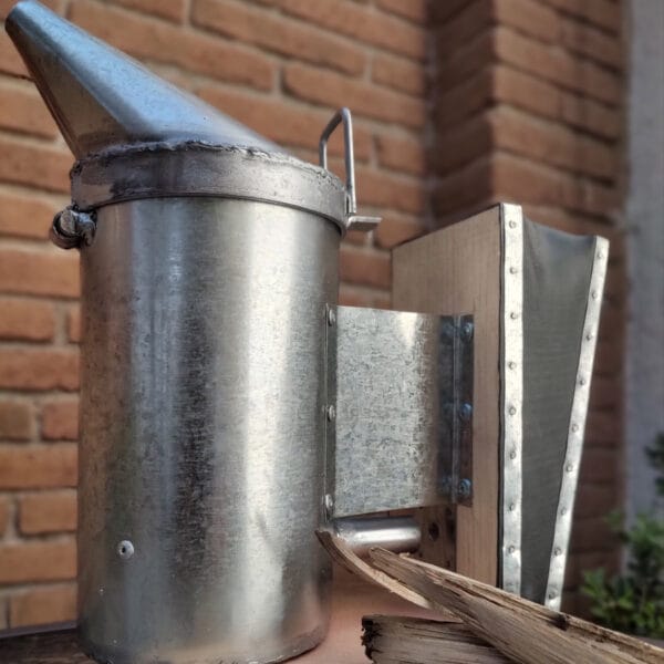 Ahumador Grande Acero Galvanizado uso rudo para Apicultura